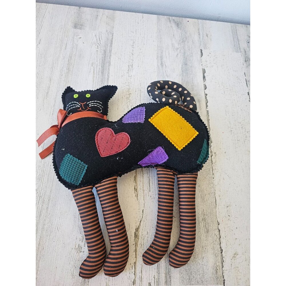 Hallmark plush cat Halloween decor‎ unique stuffed folk art striped patchwork